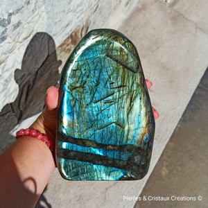 Grosse Labradorite polie